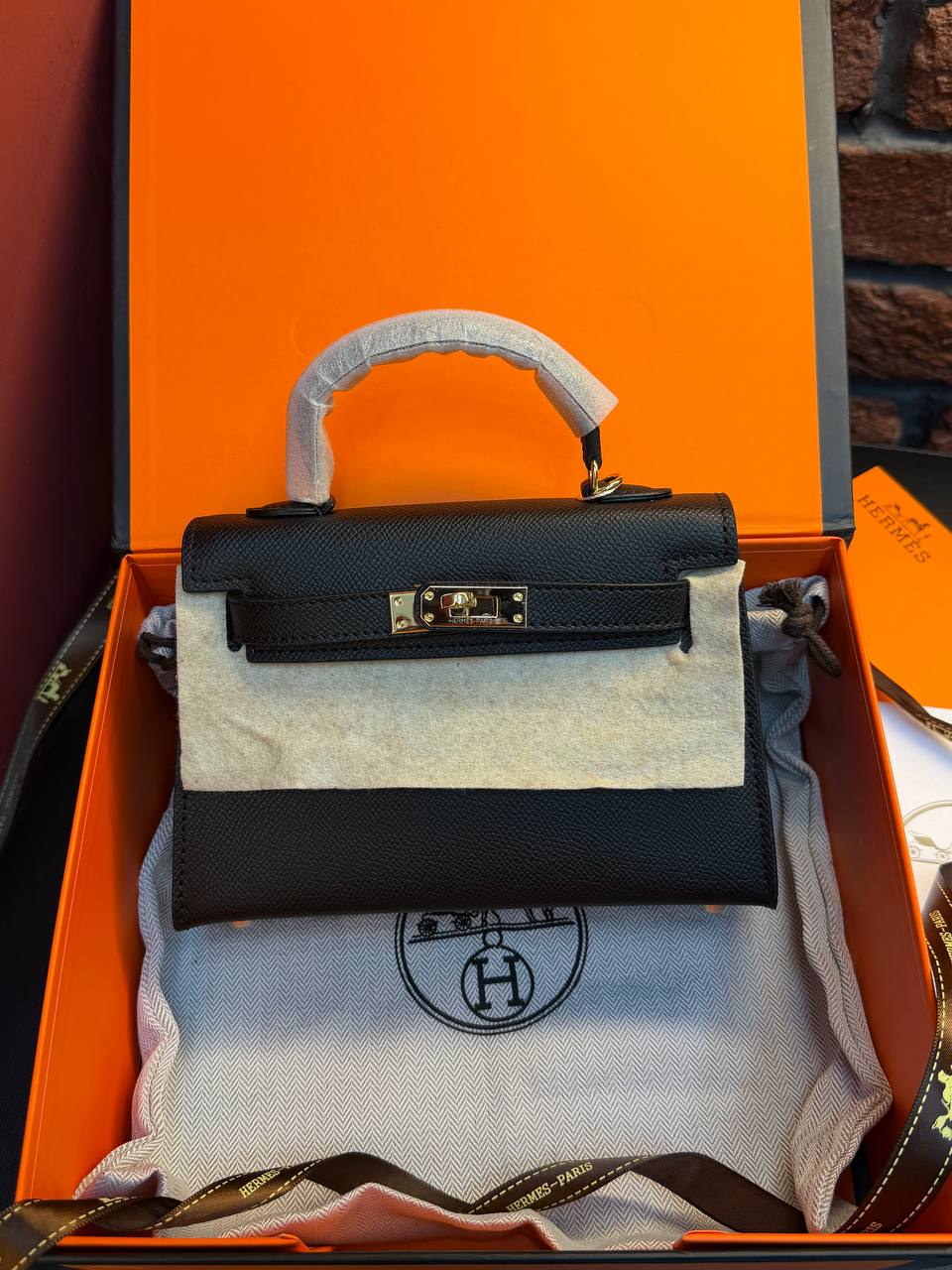 Kelly 19 Premium Collection