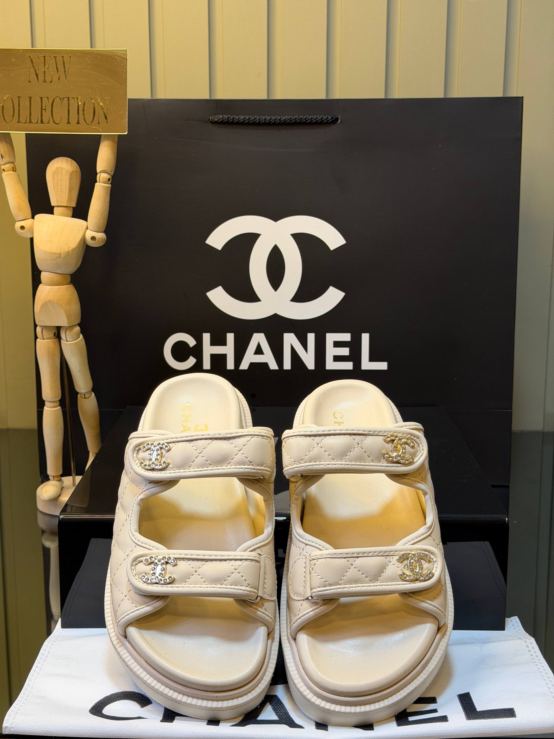 CH New Season Sandals