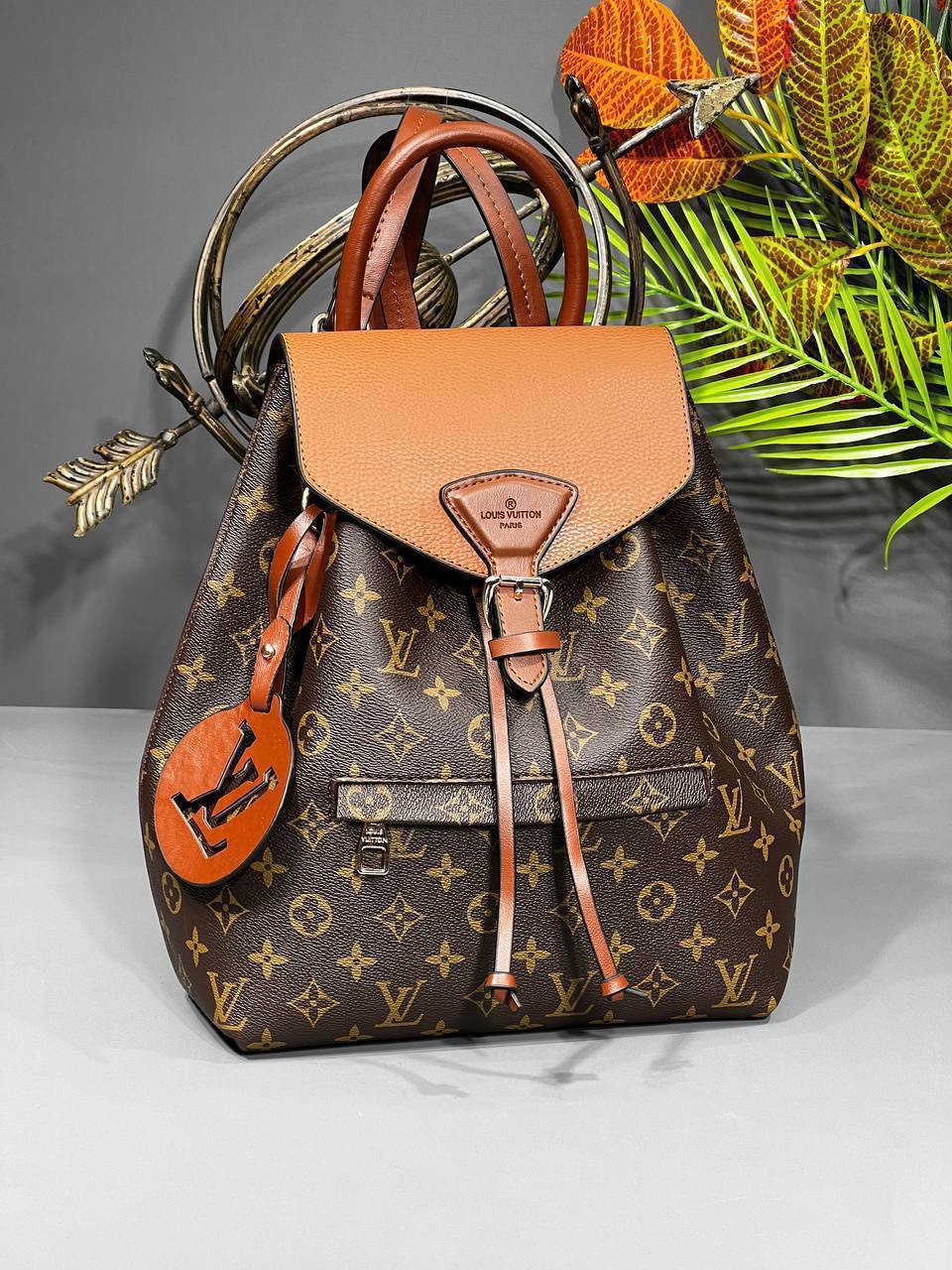 MONTSOURIS BACKPACK