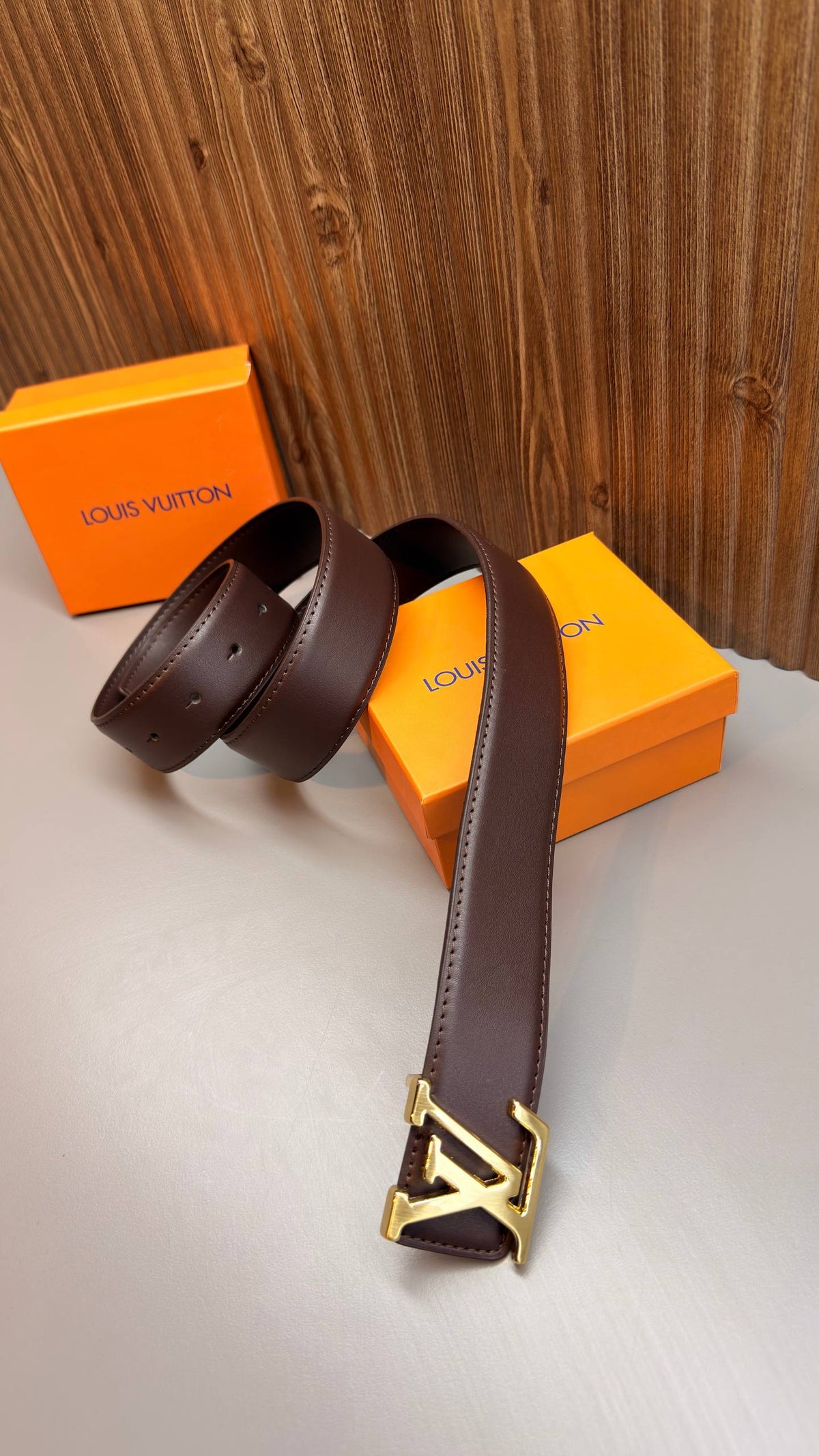 Anti-tarnish steel buckle-